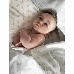 Studio Feder Baby Bedding Midsommar 70x100cm 11 Studio Feder Baby Bedding Midsommar 70x100cm -Baby Jogger butik Studio Feder Baby Bedding Midsommar 70x100cm 4